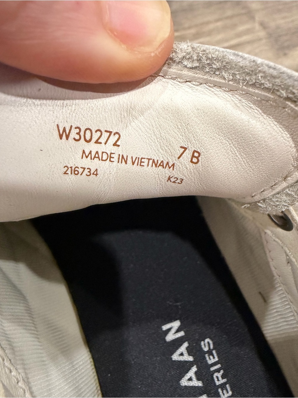WOMEN'S COLE HAAN GRANDPRØ BREAKAWAY SNEAKER | IVORY / GUM - Picture 7 of 8